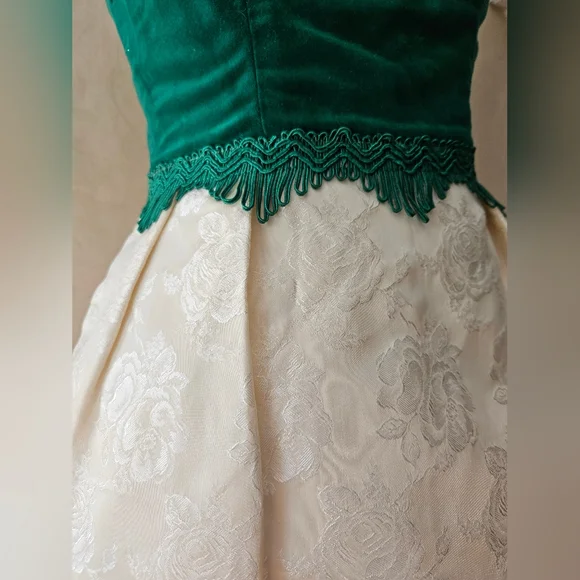 Vintage 60's Party Dress Velvet Green Bodice Ivory Fut & Flare Net Lined - Picture 4 of 8